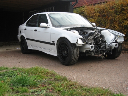 Restaurování vozu BMW Alpina E36 B3